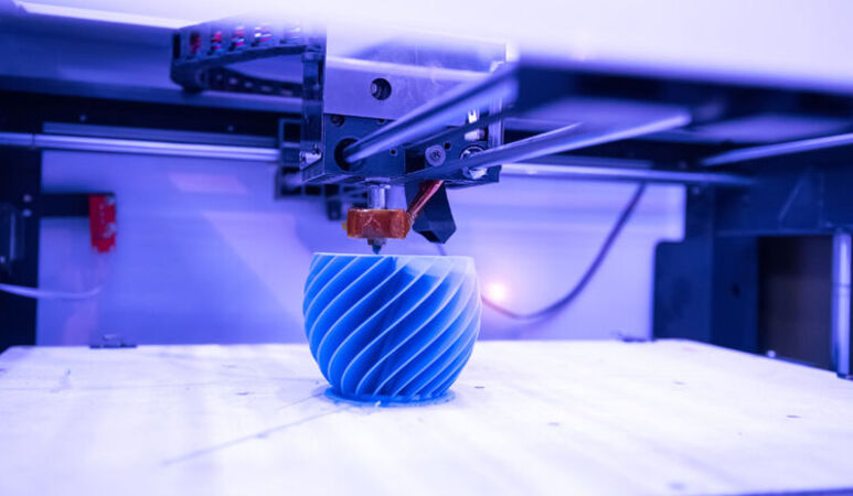 3D-Drucker bei der Arbeit