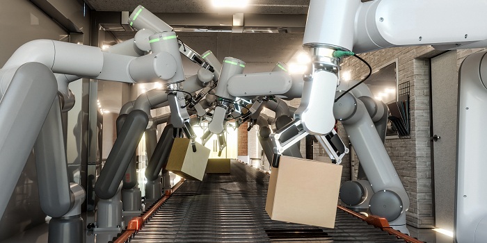 Roboterarme an einem Fließband halten Pakete 