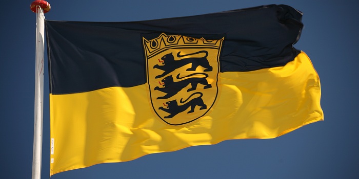 Die flagge Baden-Württembergs im wind wehend